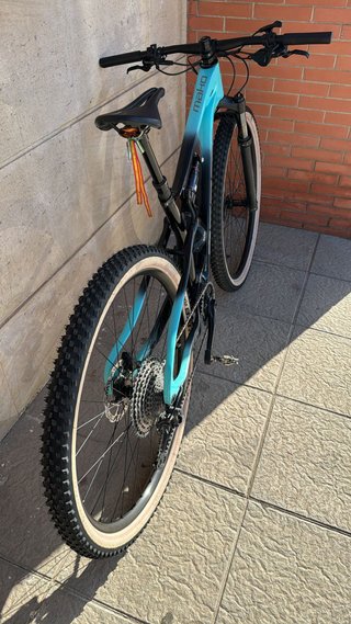 Bicicleta Doble Suspensión Carbono