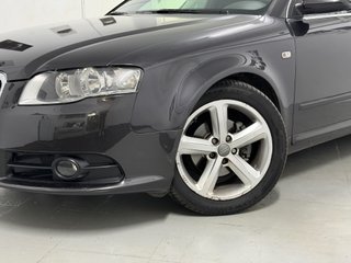 Audi A4 Avant 2.0 TDI S line