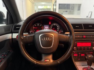 Audi A4 Avant 2.0 TDI S line