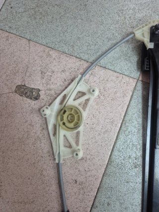 Elevalunas Trasero Derecho Porsche Macan