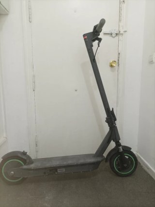 Patinete Eléctrico Gris marca youin