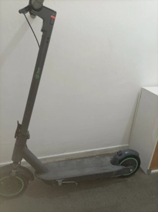 Patinete Eléctrico Gris marca youin