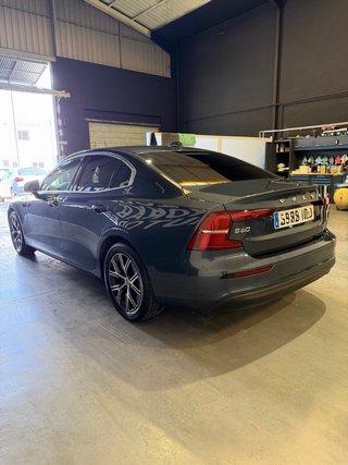 Volvo S60 2023
