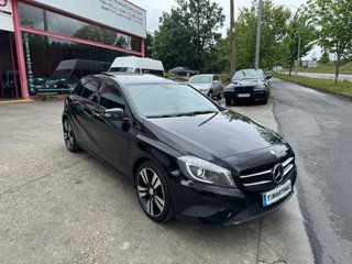 Mercedes-Benz Clase A 200 Gasolina Techo Pano.