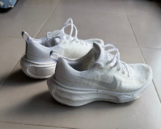 Nike Invincible 3 Blancas