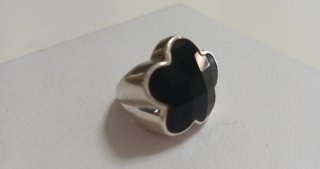 Anillo original Tous Flor Negro Plata
