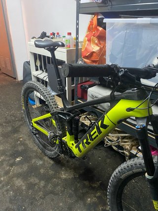 Bicicleta Trek Montaña rail9.7 elettrica