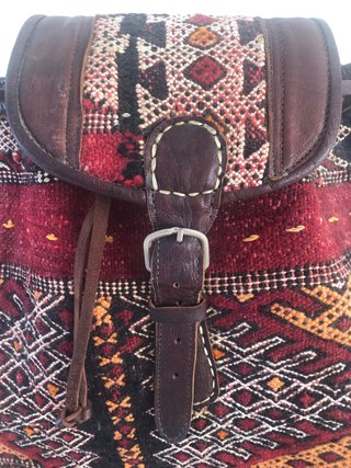 Mochila Marroquí Tejida Cuero