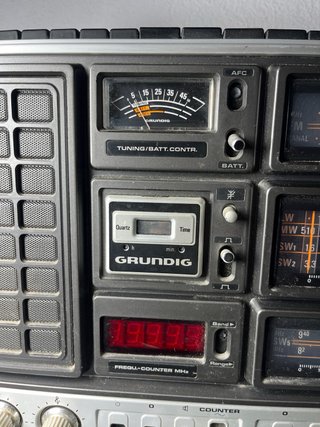 Receptor mundial Radio Grundig Satellit 3000