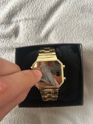 Reloj Tous Negro y Dorado a Estrenar