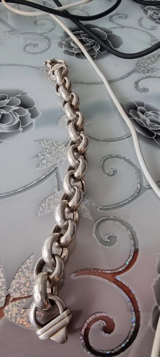 Pulsera de plata con eslabones