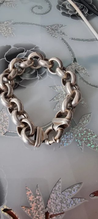 Pulsera de plata con eslabones