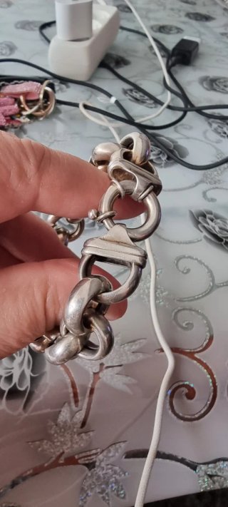 Pulsera de plata con eslabones