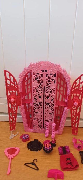 Monster High Draculaura con Accesorios