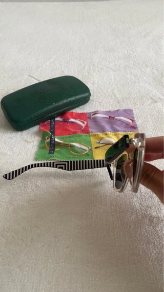 Occhiali da sole Lacoste unisex