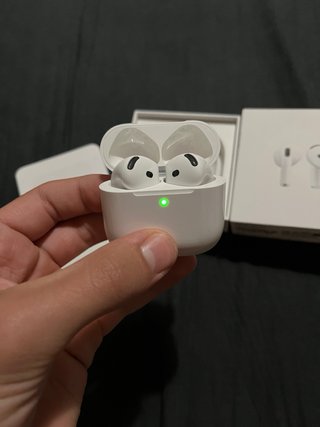 AirPods 4 Apple Bianco