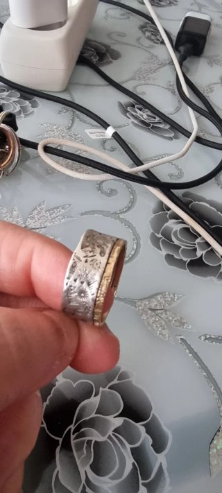 Anillo Aillo con detalles dorados y plateados