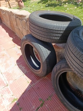 Neumáticos pirelli 235/60 r 18. 103. V