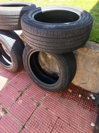 Neumáticos pirelli 235/60 r 18. 103. V
