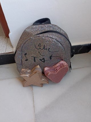 Mochila infantil purpurina estrella y corazón