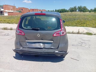 Renault Scenic 2012
