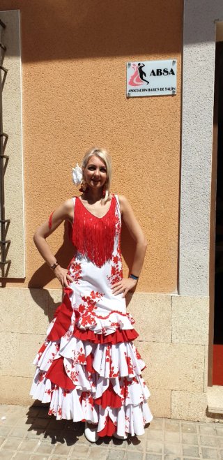 Vestido Flamenca Blanco y Rojo