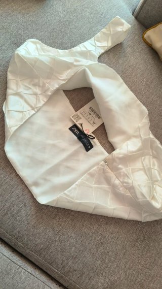 Top Zara efecto seda blanco nuevo