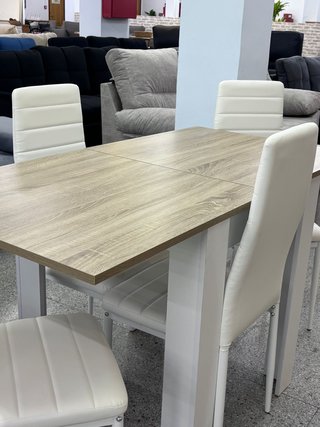 ENVIO GRATIS!! Mesa extensible con 4 sillas