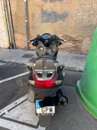 Kymco Grand Dink 125cc Negra