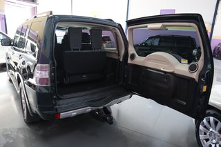 Mitsubishi Montero 3.2 DI-D KAITEKI 200cv Aut. 7pl