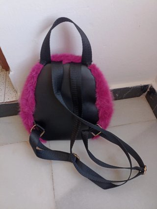 Mochila infantil pelo fucsia