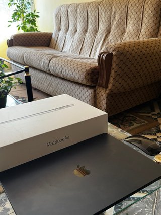 MacBook Air M4 24GB/512 + Magic Mouse