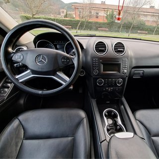 Mercedes-Benz Clase M 2010 300CDI
