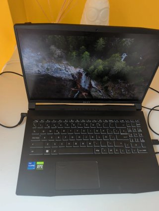Portátil MSI Creator A12UD