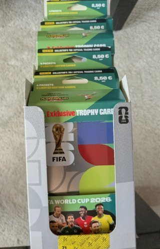 Lote 4 Pencil Tin VACÍAS FIFA World Cup Adrenalyn