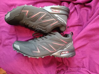 Zapatillas trail Keep Running Talla 47 30cm de pie