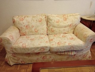 Sofá Ikea Ektorp floral