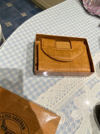 Cartera de piel con monedero