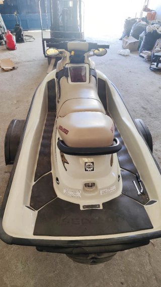 Moto de agua Sea-Doo Nautiluxe Beige/Dorado