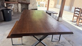 Mesa y 2 bancos para exterior