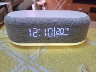 Reloj Despertador 4 en 1 Carga Inalámbrica