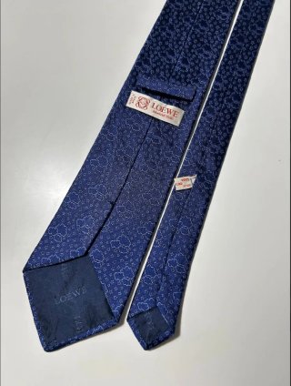 Corbata Loewe Azul y Plateada