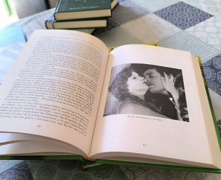 Tres libros de colección de personajes del sigloXX