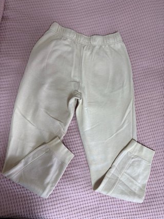 Pantalón chándal Nike beige