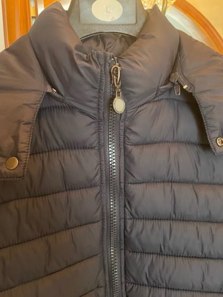 Gilet smanicato blu con cappuccio