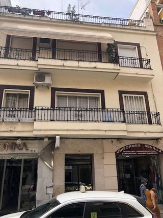 Piso en alquiler en Los Remedios en Sevilla