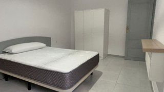 Piso en alquiler en Los Remedios en Sevilla