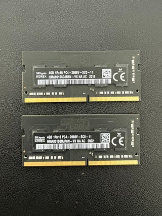 2x SK hynix 4GB DDR4 2666MHz SODIMM