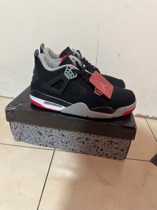 Jordan 4 Retro Negro Rojo