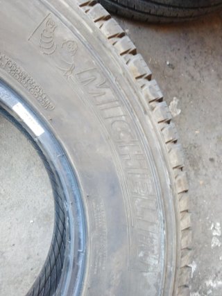 Neumático Michelin 245/70 R16 111H